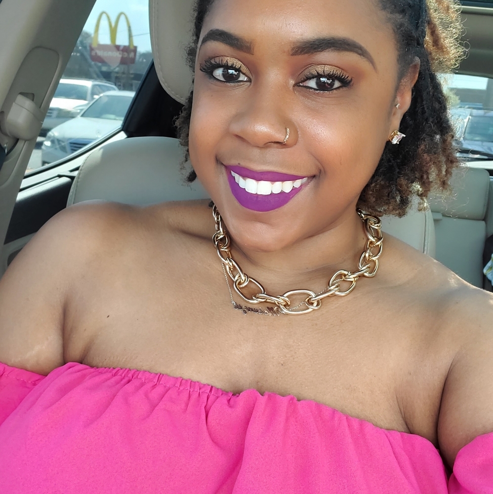 Meet your Posher, Keni